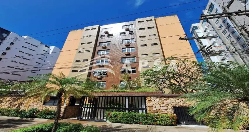 Excelente apartamento para alugar na ponta verde, a poucos metros da praia. possui 2 quartos, sendo