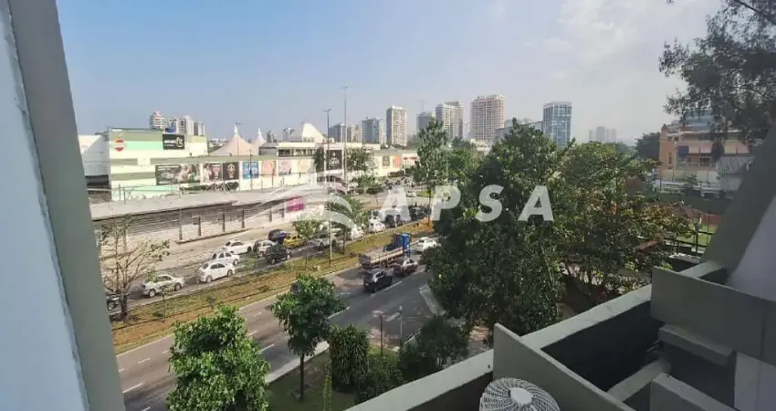 EXCELENTE SALA COMERCIAL LOCALIZADA NA AVENIDA DAS AMÉRICAS - BARRA DA TIJUCA. COM 39M², O ESPAÇO CO