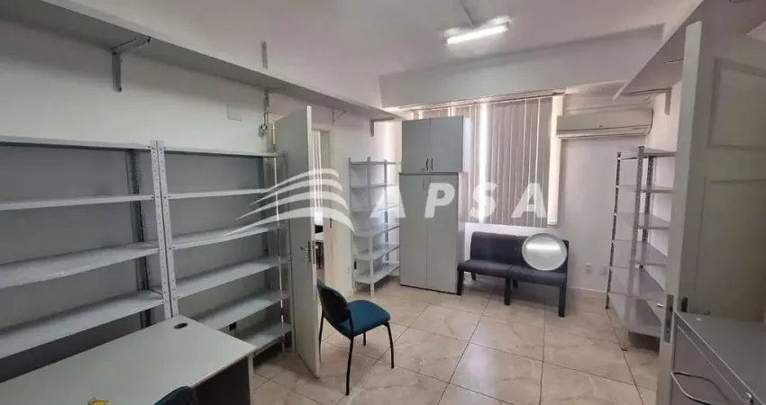EXCELENTE SALA COMERCIAL DE 61M², LOCALIZADA NO CORAÇÃO DO CENTRO DO RIO DE JANEIRO. ESTE ESPAÇO JÁ