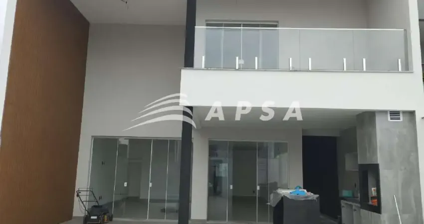 LINDO PROJETO DE CASA EM TERRENO DO CONDOMÍNIO SAGRADA FAMÍLIA - RECREIO DOS BANDEIRANTES. DESFRUTE