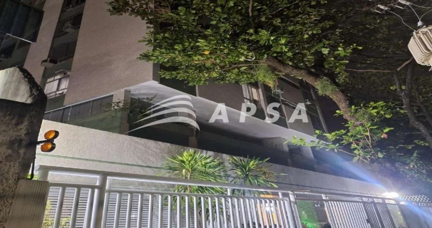 VENHA SE ENCANTAR COM ESSE CHARMOSO APARTAMENTO NO MELHOR PONTO DO BAIRRO. TRATA-SE DE UM IMÓVEL TOT