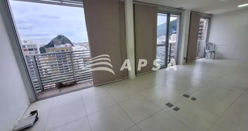 LOCALIZADAS EM UM PONTO PRIVILEGIADO, AO LADO DO TIJUCA SHOPPING, ESTAS TRÊS SALAS COMERCIAIS INTERL