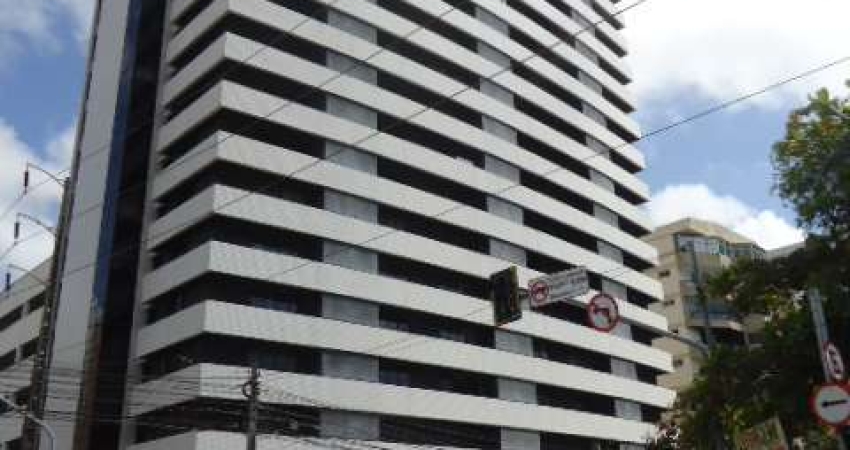 SALA COMERCIAL NO WORD TRADE CENTER. COM DIREITO  A DUAS VAGAS DE GARAGENS ROTATIVAS. SALA EM 100% G