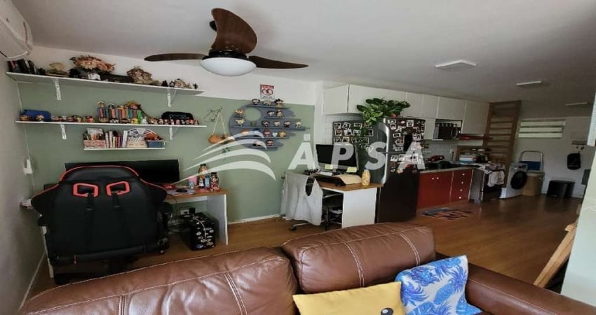 NA CHARMOSA GÁVEA, UM REFÚGIO IDEAL ESPERA POR VOCÊ: UM LINDO APARTAMENTO DE 1 QUARTO, PERFEITO PARA