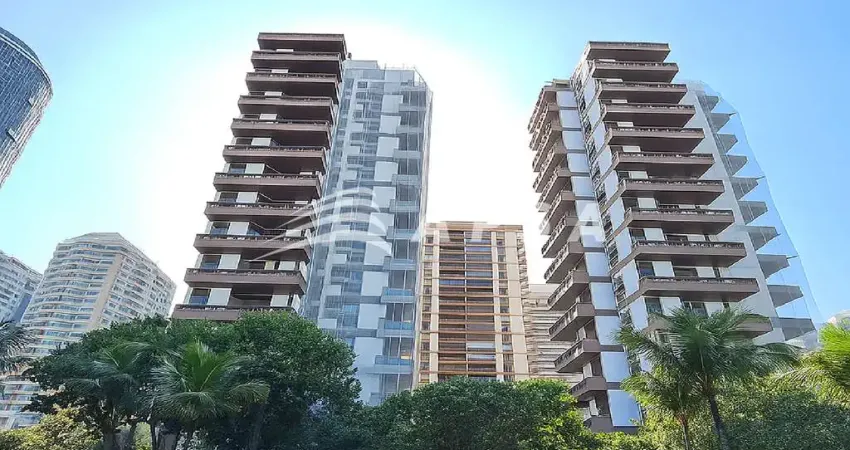 BARRA MARES – VISTA MAR, PISCINA PRIVATIVA E 3 VAGAS!  ESPAÇOSO E SOFISTICADO! VARANDÃO COM PISCINA,