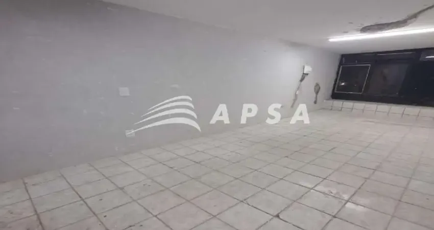 EXCELENTE SALA COMERCIAL CORAÇÃO DE BOA VIAGEM, ALTA MOVIMENTAÇÃO, COM WC. ÓTIMA OPORTUNIDADE PARA E