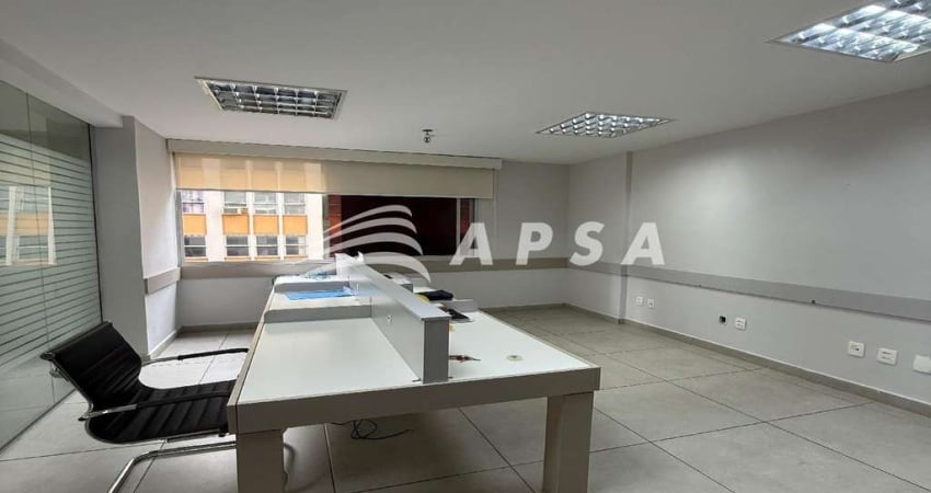 NO CORAÇÃO DO CENTRO DO RIO, ESSA SALA COMERCIAL PARA ALUGUEL ESTÁ PRONTA PARA RECEBER O SEU NEGÓCIO