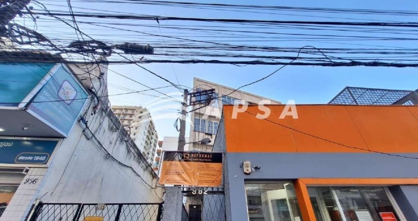 OTIMO APARTAMERNTO, SENDO QUARTO AMPLO, BANHEIRO E COZINHA EM CONDOMINIO SILENCIOSO E PROXIMO PRAÇA