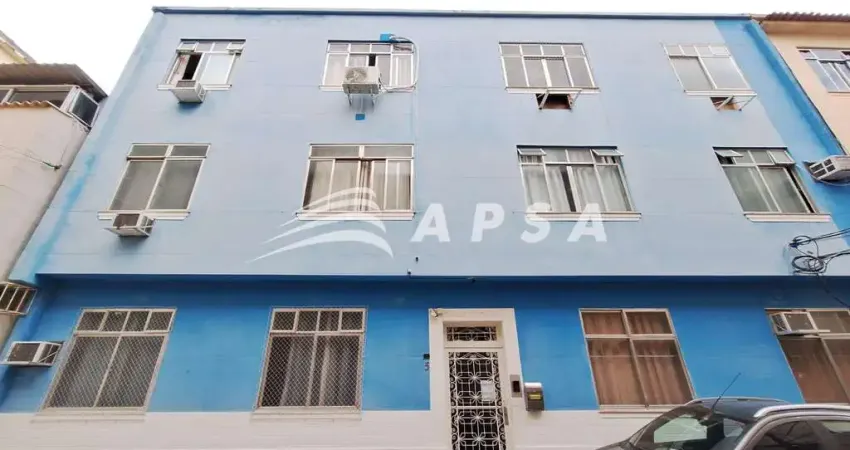 ÓTIMO APARTAMENTO DE 58 M², SENDO SALA, QUARTO, QUARTO REVERSÍVEL EMPREGADA , BANHEIRO SOCIAL, COZIN