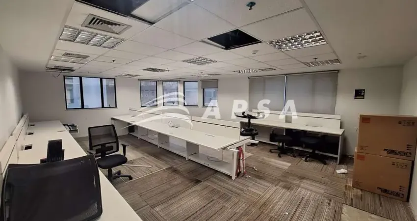 No coração pulsante do centro do rio de janeiro, na tradicional rua da assembleia, encontra-se um ex