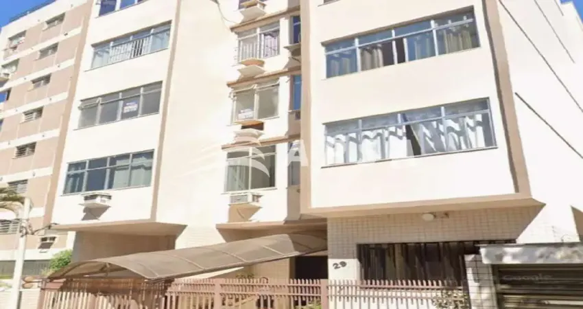 Apartamento com 2 quartos, sendo 1 com armário embutido, 1 banheiro, sala, copa e cozinha, com armár