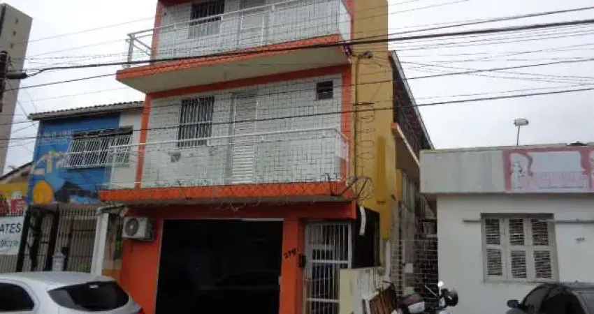 Kitinete prox. av. 13 de maio semi novo. ligue e reserve sua chaves