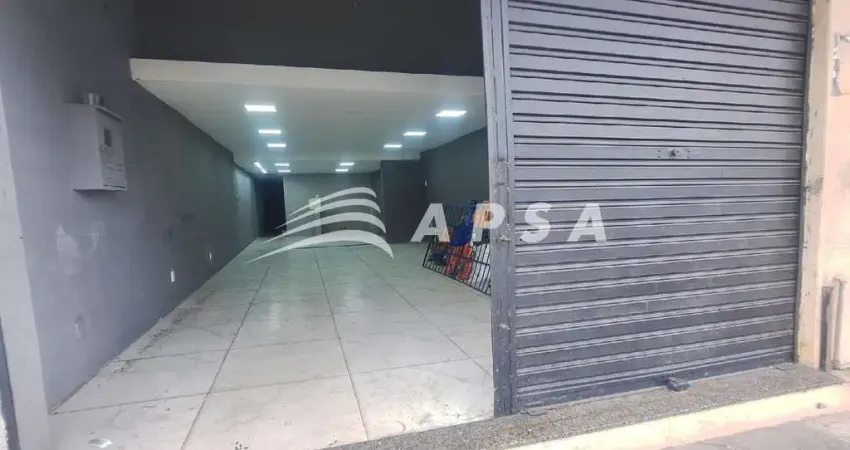 Loja para locação em olaria. a poucos passos da estação de trem de olaria, onde o fluxo constante de