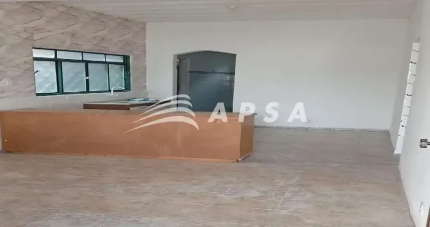 Casa estilo geminada com 2 quartos para locação confortável e bem localizada, esta casa estilo gemin