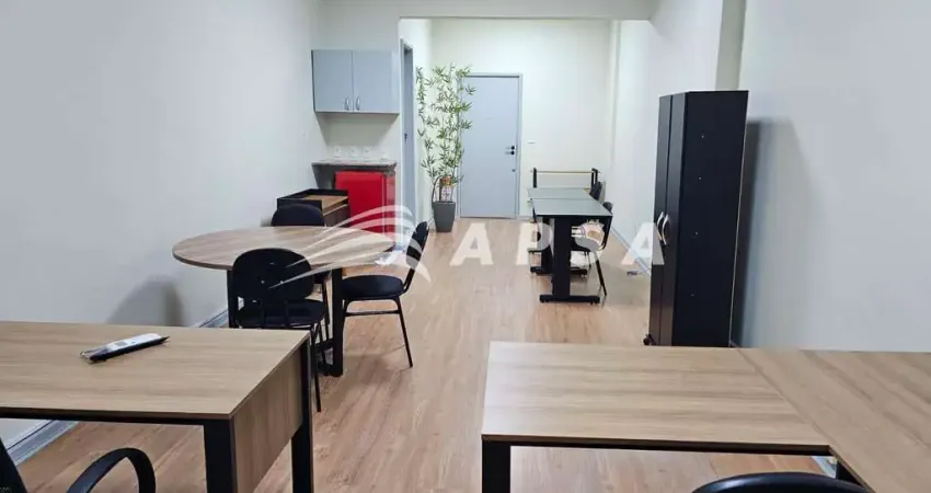 No coração do centro do rio, a poucos passos da estação do vlt, está a sala comercial perfeita para