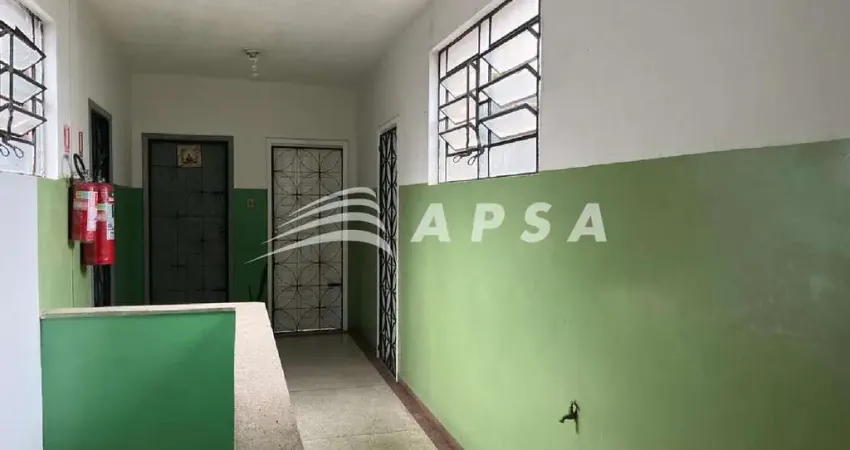 Apartamento com 2 quartos em são caetano   imóvel vazio com 68m² no 3° andar, composto por sala, coz