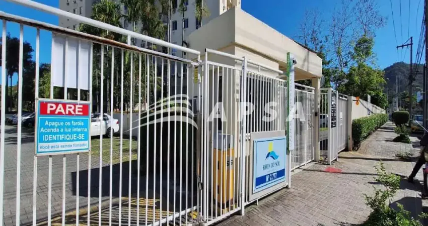 Lindo apartamento de 2 quartos, para aluguel em jacarepaguá. com 51 m² , este imóvel é composto por