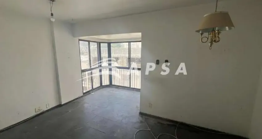Na charmosa rua dona mariana, em botafogo, um apartamento de 90m² revela o equilíbrio perfeito entre