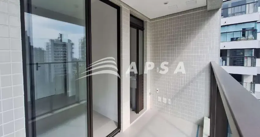 Lindo apartamento, primeira locação, localizado em um dos endereços mais desejados da barra da tijuc