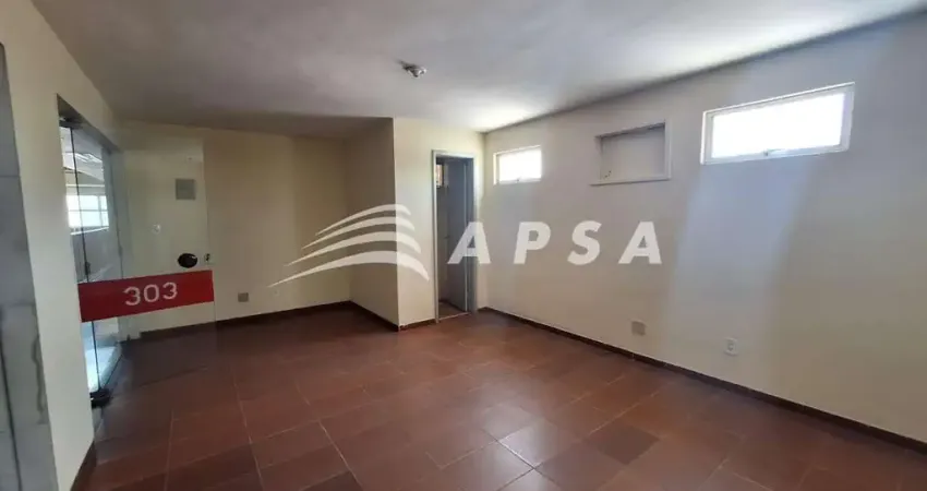 Loja para locação em alcântara com isenção de 3 meses de aluguel.dê o próximo passo no crescimento d