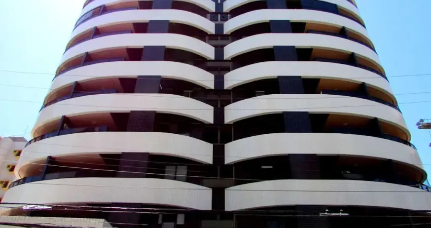 Apartamento tres quartos luxuoso na ponta verde. edificio chambery fica na rua hélio pradines próxim