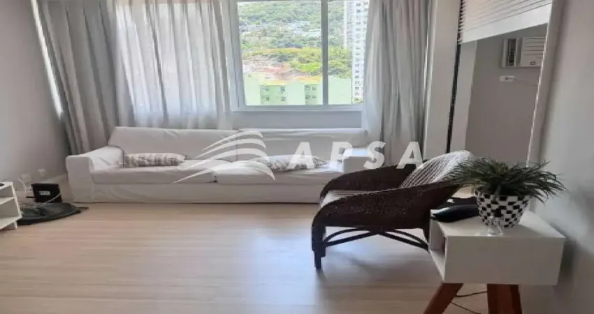 Em um dos bairros mais tradicionais do rio de janeiro, este lindo apartamento de 70m² em laranjeiras