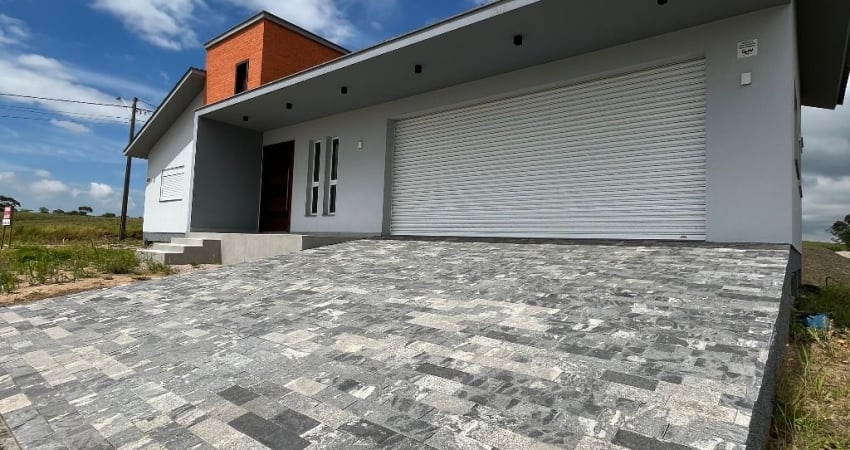Casa com alto padrão de construção - Içara - Bairro Ronco D'agua