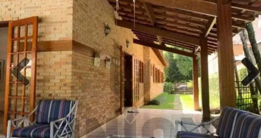 Casa com 4 quartos à venda na Praia da Lagoinha, Ubatuba