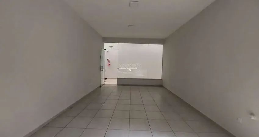 Sala comercial disponível para alugar na galeria baroneza de rezende, vila rezende, piracicaba-sp (código sa00188)