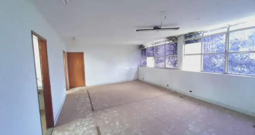 Casa comercial com 3 salas à venda no Centro, Piracicaba