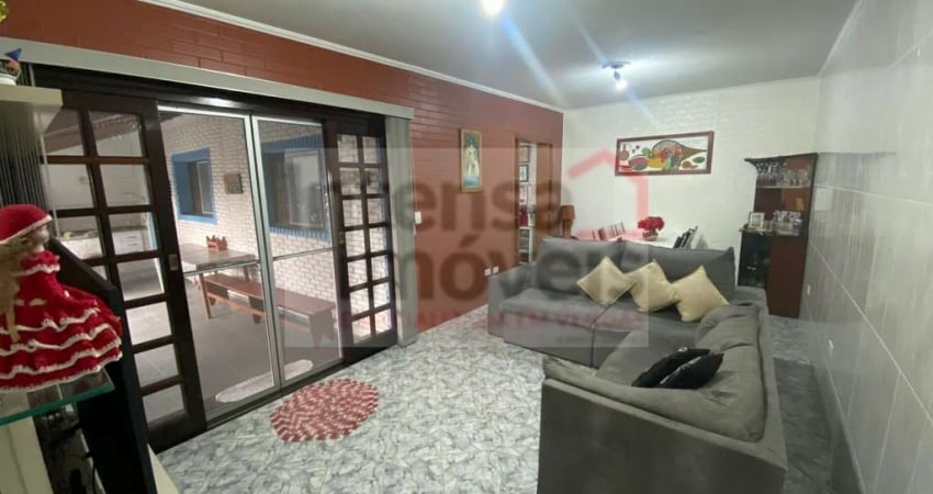 Casa à venda no bairro Chácara São Silvestre - Taubaté/SP