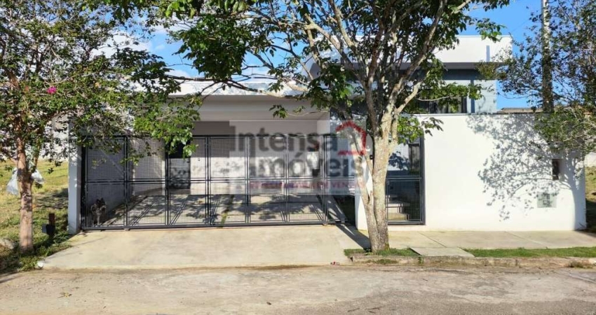 Casa à venda no bairro Campos Elíseos - Taubaté/SP