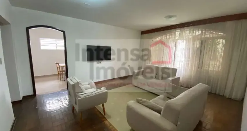 Casa à venda no bairro Jardim Independência - Taubaté/SP