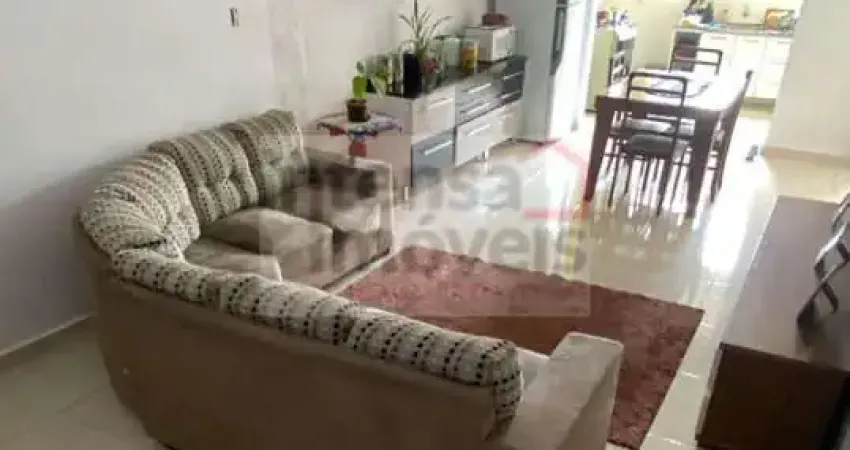Sobrado à venda no bairro Morada dos Nobres - Taubaté/SP