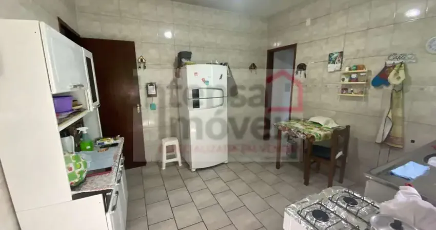 Casa à venda no bairro Parque das Flores - Taubaté/SP