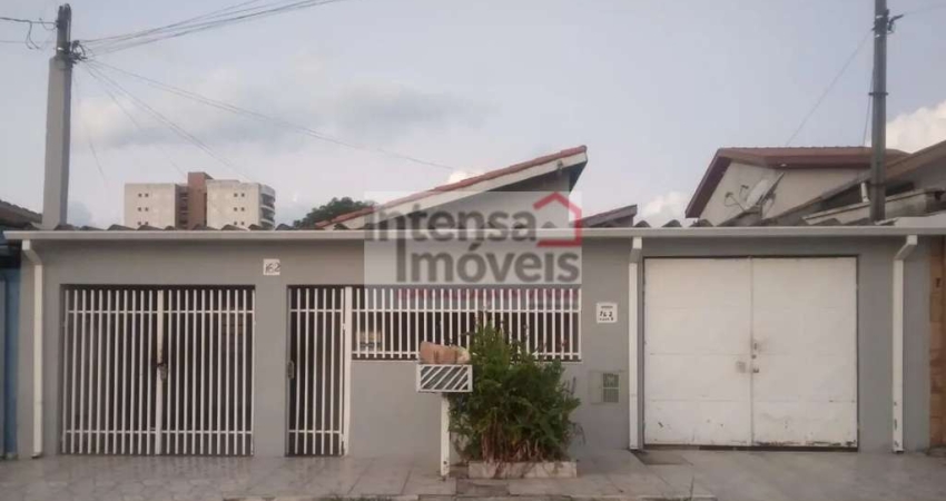 Casa à venda no bairro Parque Paduan - Taubaté/SP