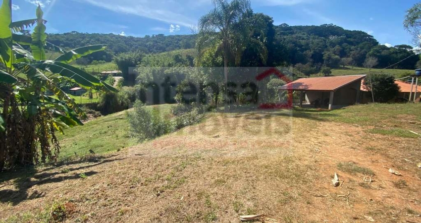 Sítio à venda no bairro Santa Luzia Rural - Taubaté/SP