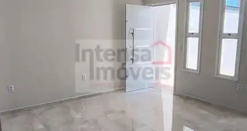 Sobrado à venda no bairro Jardim Amália - Caçapava/SP