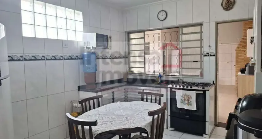 Sobrado à venda no bairro Jardim Independência - Taubaté/SP