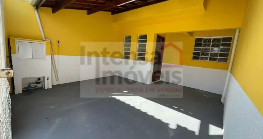 Casa à venda no bairro Esplanada Santa Terezinha - Taubaté/SP