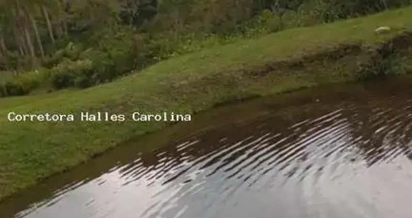 Chácara c/ área gourmet e lago em taiaçupeba-mogi das cruzes