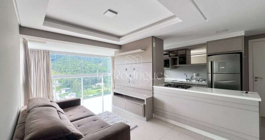 Apartamento para locação com 2 dormitórios sendo 1 suíte.