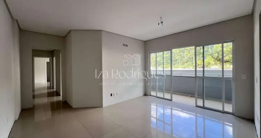 Apartamento diferenciado com 1 suíte + 2 demi suíte no bairro ressacada.