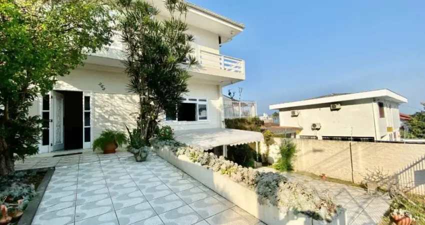 Casa com 5 quartos à venda na Papa João Xxlll, 262, Coqueiros, Florianópolis