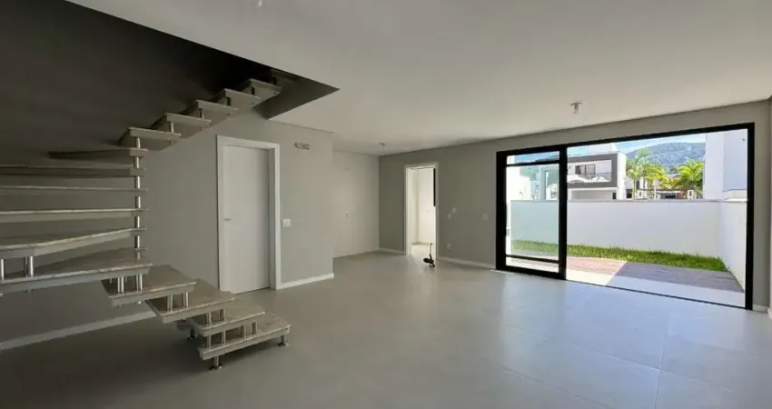 Casa em condomínio fechado com 3 quartos à venda na Avenida Wilson Castelo Branco, 196, Deltaville, Biguaçu