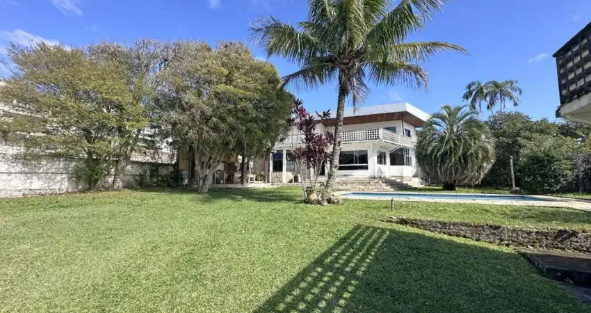 Casa com 4 quartos à venda na Rua Assis Brasil, 470, Ponta de Baixo, São José