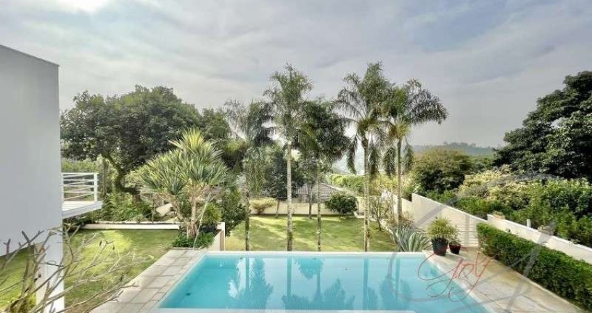 Casa residencial para Venda Granja Viana, Carapicuíba 4 dormitórios sendo 4 suítes, 3 salas, 5 banheiros, 8 vagas 488,73 m² construída, 1.181,50 m² terreno
