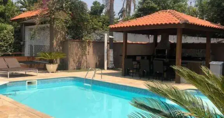 Chácara de luxo em condomínio à venda em Itu-SP, Chácara Flórida: 4 quartos, 3 suítes, 1 sala, 8 banheiros, 6 vagas de garagem, 400m².