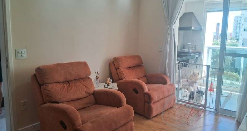 Apartamento à venda no Centro de Osasco-SP: 3 quartos, 1 suíte, 2 salas, 2 banheiros, 2 vagas de garagem, 90 m².
