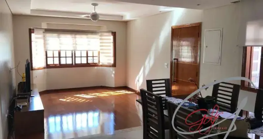 Imperdível oportunidade! Casa à venda em Osasco-SP, Vila Yara: 4 quartos, 3 suítes, 2 salas, 5 banheiros, 3 vagas, 180m².